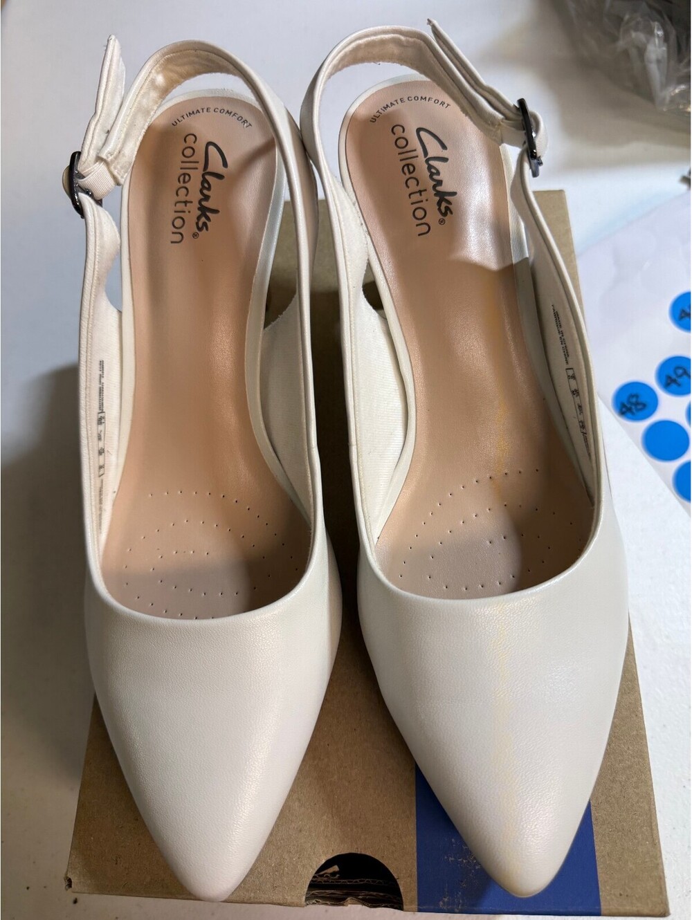 Clarks Collection Kataleyna Step Off White Cream Leather Slingback Heels Sz 8.5